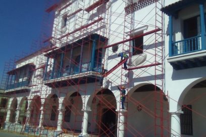 Santiago de Cuba se engalana a las puertas del aniversario 60 de la Revolución