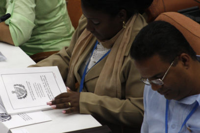 Diputados cubanos comienzan estudio de proyecto de reforma constitucional