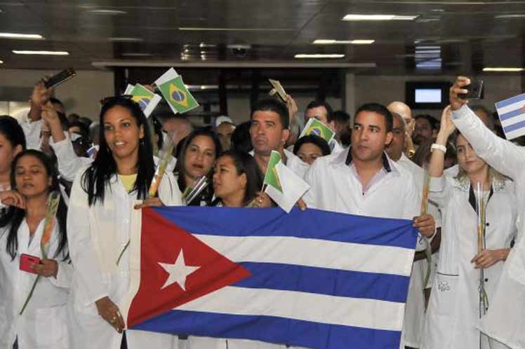 cuba-medicos-7-llegadaG