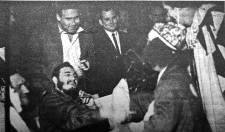 La prensa del momento dio la noticia de la presencia de Fidel en la primera función del primer circo socialista de América, el 2 de febrero de 1962. | foto: Panchito Cano
