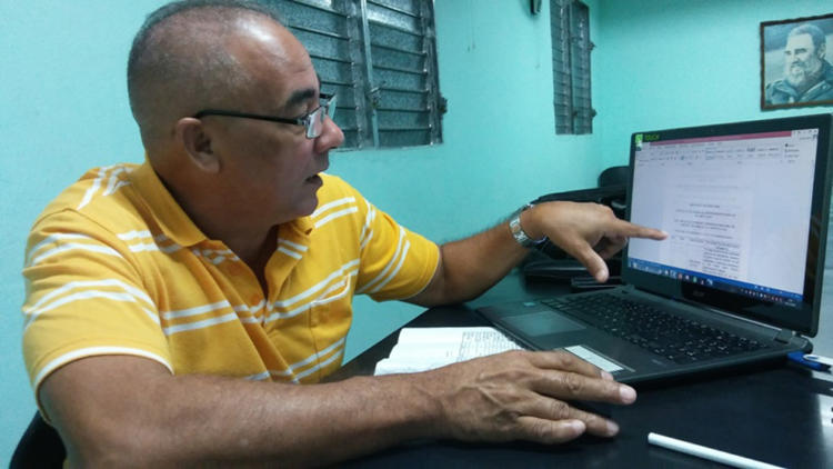 La base de datos de cada proceso facilita el chequeo de los planteamientos, asegura Francisco Delgado. | foto: Noryis