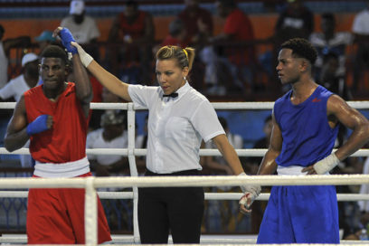 La belleza manda sobre el ring