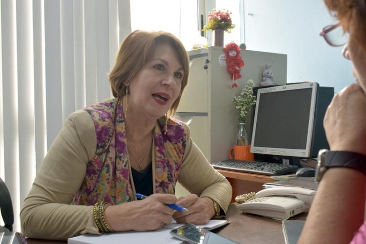 La política del Estado cubano respecto a las adicciones se caracteriza, sobre todo, por un enfoque preventivo, dirigido esencialmente a la familia, resaltó la doctora Carmen Beatriz Borrego Calzadilla, jefa de sección de Salud Mental, del MINSAP. | fotos: Agustín Borrego