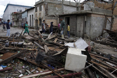 ¿El anunciado mal tiempo o el tornado que acabó con la quinta y los mangos? (+ Fotos y Video)