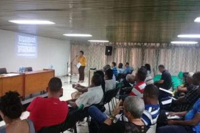 Asambleas del plan de la Economía y el Presupuesto: Informar y comprometer