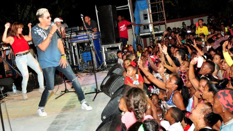 Paulito FG y su Élite. Foto: Lorenzo Crespo Silveira