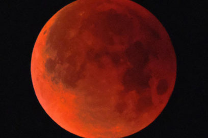 Eclipse total de Luna en la madrugada de este lunes
