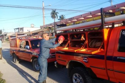 Parte hacia La Habana una avanzada de linieros eléctricos de Ciego de Ávila y Villa Clara