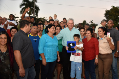 Díaz-Canel insiste en importancia del contacto con la población (+Fotos)