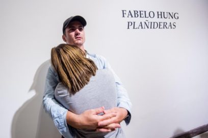 Plañideras: Provocativo performance de Fabelo Hung