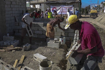 Levantando (Foto y Video)