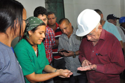 Machado Ventura asiste a balance de programa agroalimentario