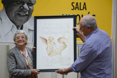 Recibió Mirta Yáñez Premio Nacional de Literatura (+Fotos)