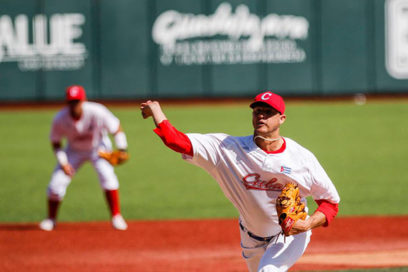 Cuba llega a Panamá y Civil revela titulares