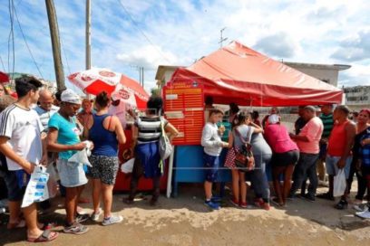 Continúa atención alimentaria a afectados por el tornado