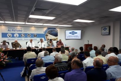 El país precisa de una administración pública eficiente (+Fotos)