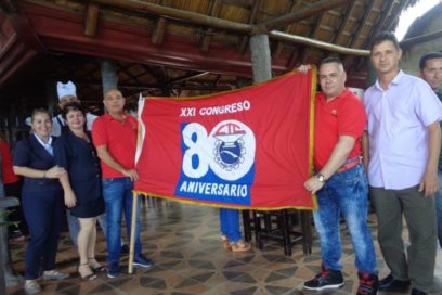 En Las Tunas levantan Bandera XXI Congreso de la CTC (+ Fotos)