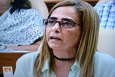 Meisi Bolaños Weiss, ministra de Finanzas y Precios explicó las diferentes modalidades de pago o financiamiento, y los beneficios que prevé el Estado para poder recuperar sus viviendas