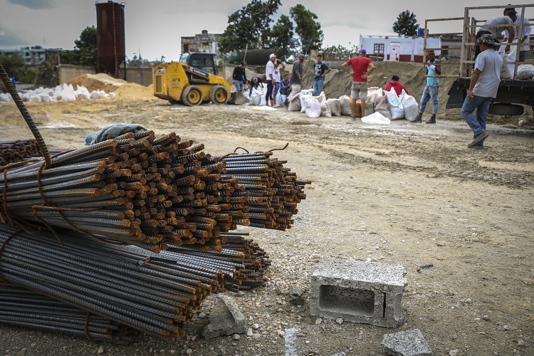 Tienda de materiales de la construcción del consejo popular de Guaicanamar, en el municipio de Regla Foto: René Pérez Massola