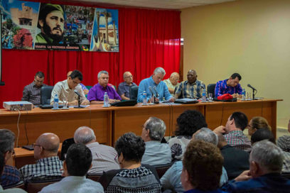 Presidente cubano aboga por más eficiencia en la administración pública