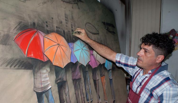 Erik Varela Ravelo expondrá su muestra colateral a la Bienal de La Habana en el Museo de los Trabajadores Palacio de las Torcedores.