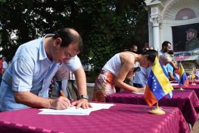 En el ICAP, enérgica manifestación de apoyo a la Revolución Bolivariana (+ fotos)