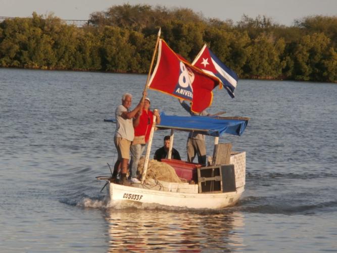 bandera xxi congreso continua recorrido en camagüey
