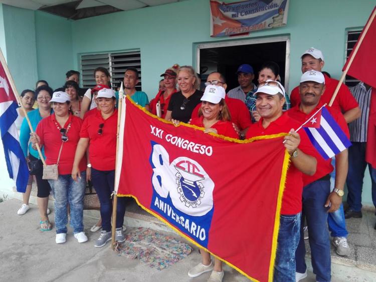 Llega bandera XXI Congreso a Camagüey