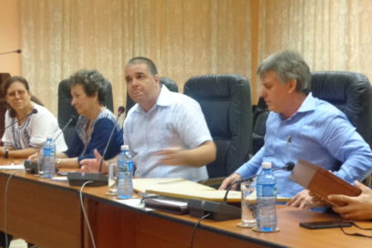 Sesión abierta sobre el proyecto constitucional