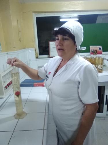 Se cumplen todas las normas de inocuidad de los alimentos y los requisitos establecidos para mantener los parámetros de calidad. Foto: Lourdes Rey Veitía