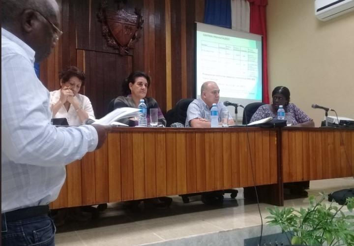 Morales Ojeda evalúa proceso educacional en Matanzas