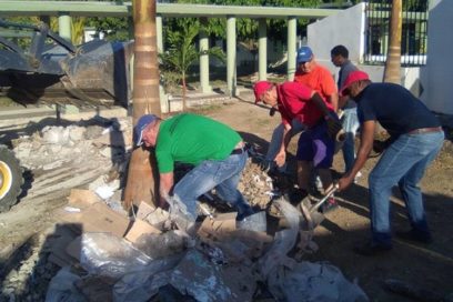 Delegación villaclareña al XXI Congreso participa en trabajo voluntario (+Fotos)