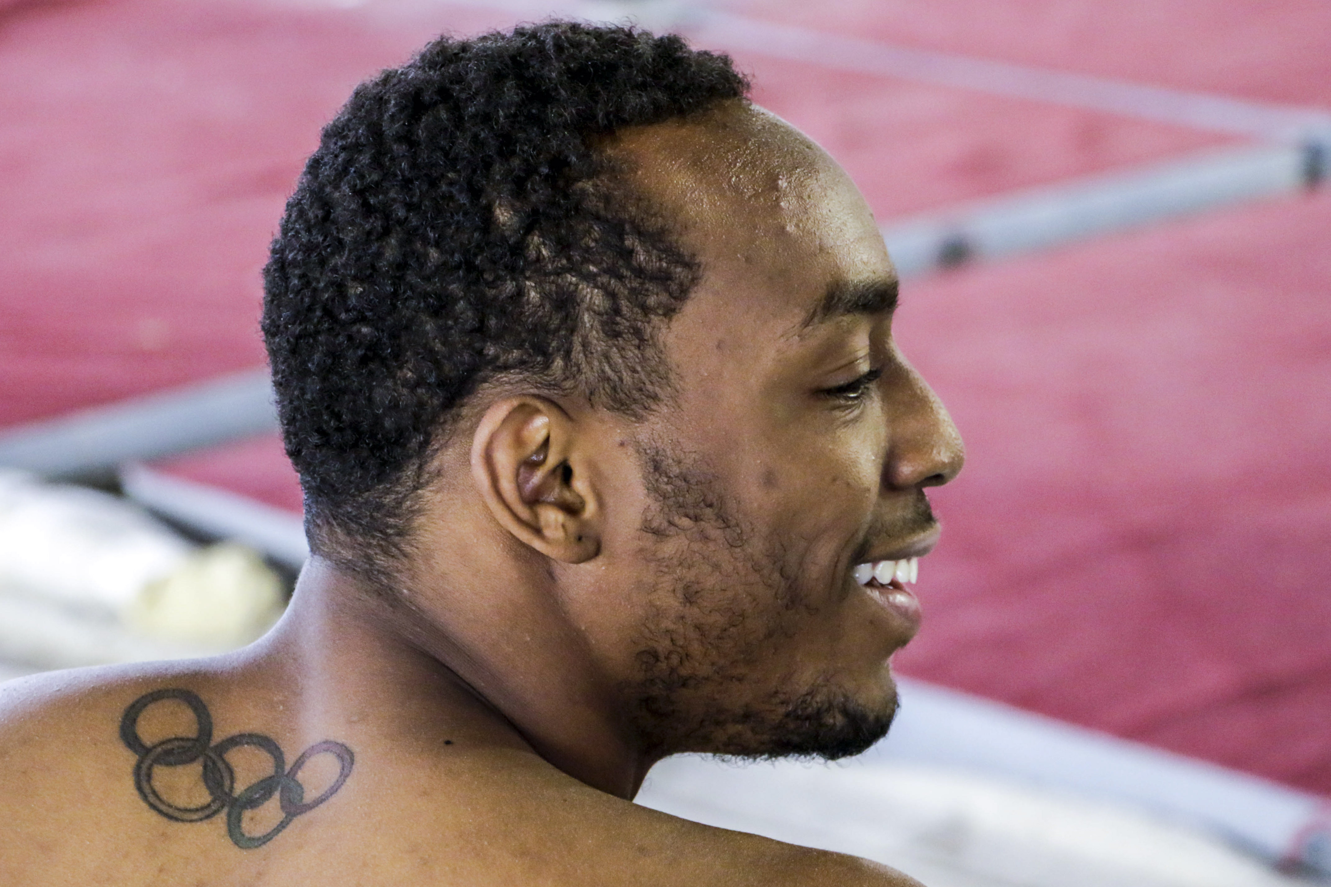 Randy Lerú, en la escuela de gimnasia. Fotos /Abel PADRÓN PADILLA