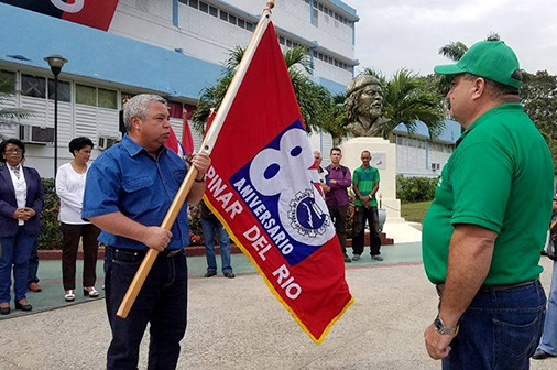 Arriba a Pinar del Río Bandera XXI Congreso