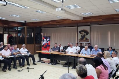 Díaz-Canel preside reunión para abordar política exterior cubana