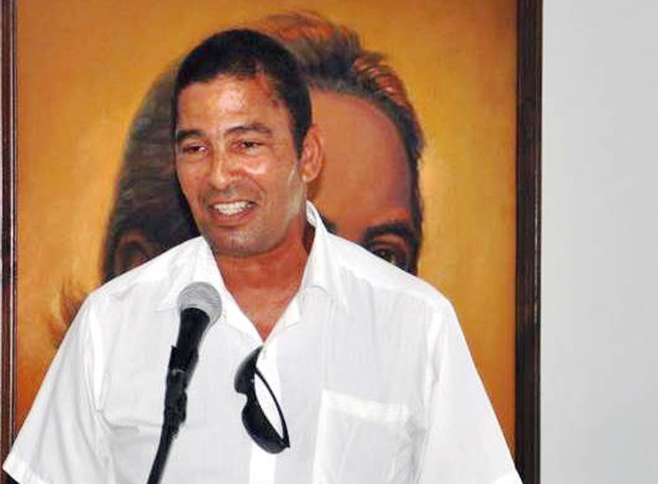 Aramis Pedroso González, delegado directo a la Conferencia Nacional de la Anir en la refinería de petróleo de Cienfuegos. Foto: Daniet Ayala Carral