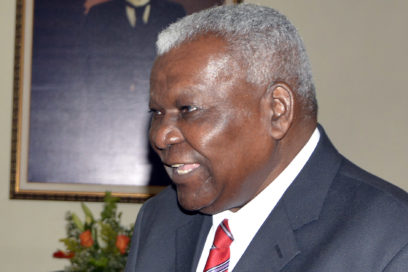 Felicita Esteban Lazo Hernández a Intendentes recién designados