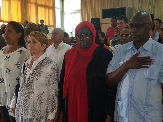 La Embajadora de Cuba en Gambia presidió acto de solidaridad cubana con su país