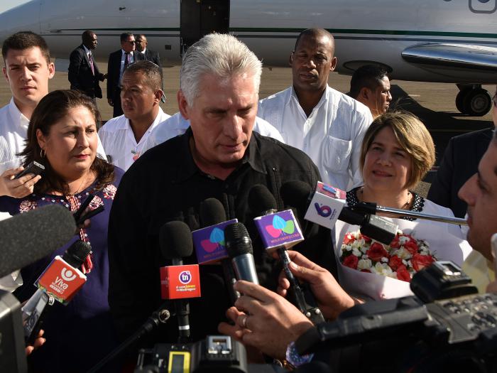 Miguel Diaz canel llega a Nicaragua (4)