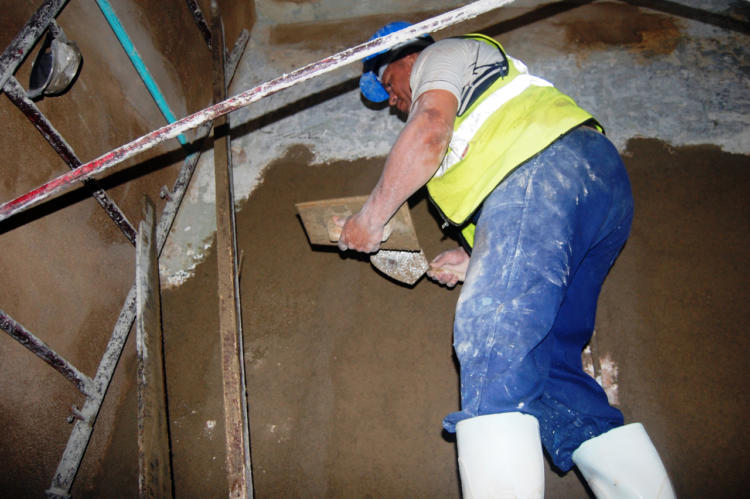 Son fuertes las labores que ejecutan los constructores. La altura deviene un reto más.