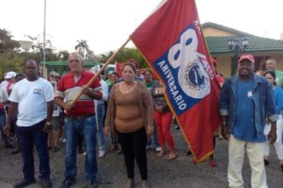 Una bandera y múltiples compromisos