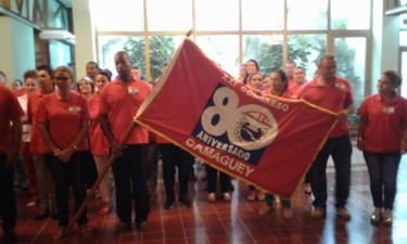 Abanderamiento de la delegación de Camagüey. Foto: Gretel Díaz Montalvo