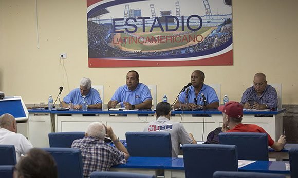 Rey Vicente Anglada es el nuevo director del equipo Cuba