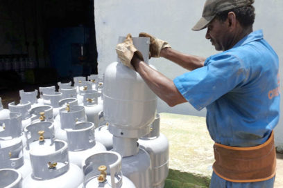 Ministro cubano: «No vamos a tocar cero con los combustibles»