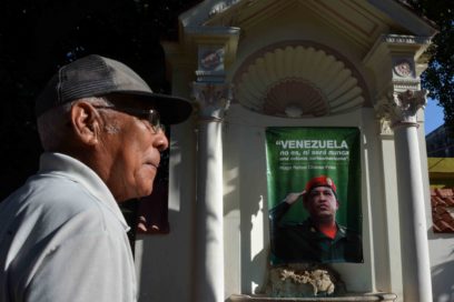 Cubans pay homage to Chavez, ratify solidarity with Venezuela
