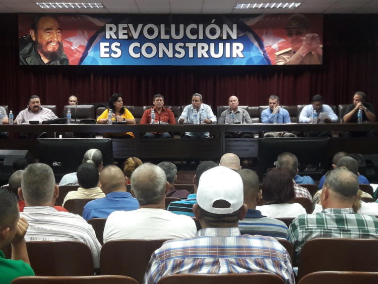 Encuentro de los delegados con los Osdes y Ministerios XXI Congreso CTC