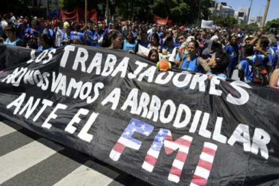 Cientos de manifestantes toman las calles argentinas contra el ajuste