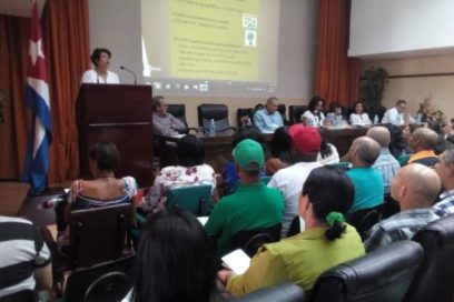 De primera mano con educación, ciencia y deporte (+ Fotos)