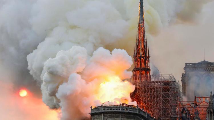 Incendio en Notre Dame