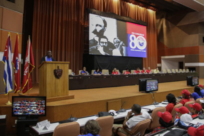 Continúen la Revolución y el buen ejemplo que dan al mundo (+Vídeo)